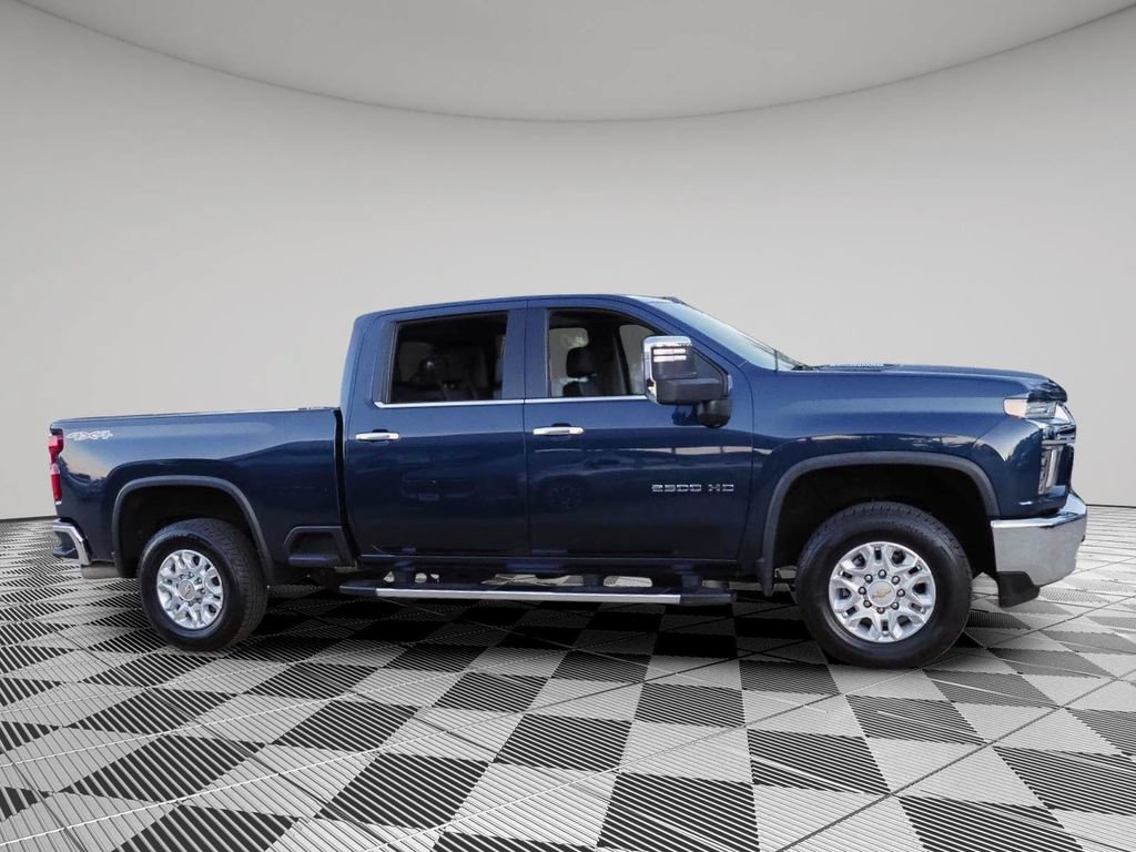 Certified 2022 Chevrolet Silverado 2500 LTZ w/ LTZ Convenience Package AWD/4WD image 8