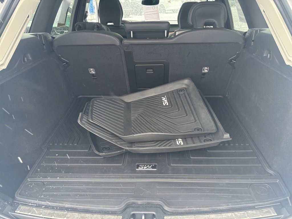 Certified 2024 Volvo XC60 B5 Plus image 46
