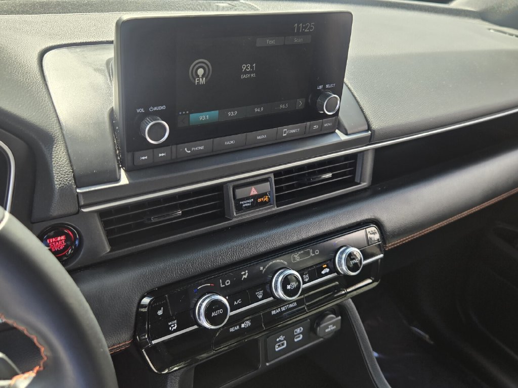 Certified 2025 Honda Pilot Sport image 19