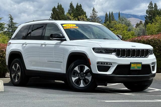 Certified 2022 Jeep Grand Cherokee Limited 4xe AWD/4WD image 2