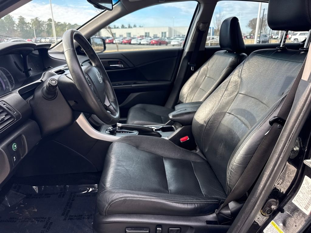 Used 2015 Honda Accord EX-L image 13