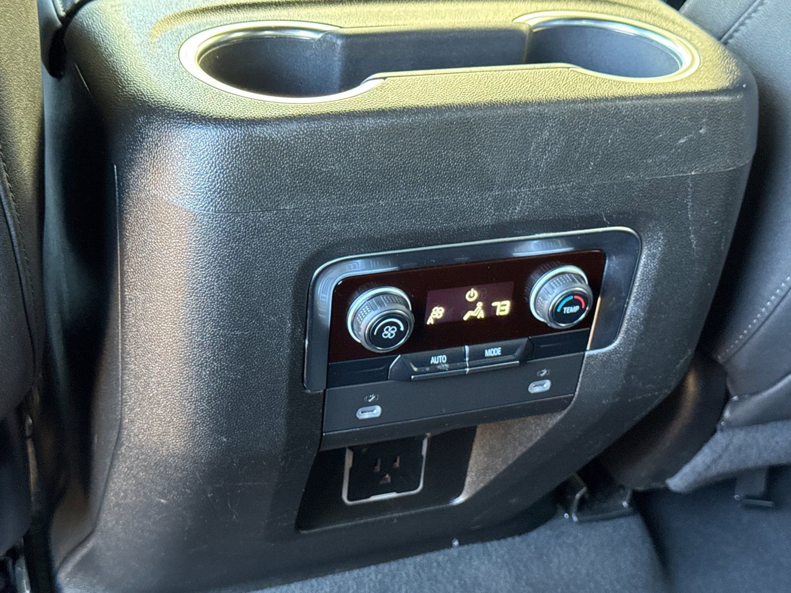 Used 2024 Chevrolet Tahoe LT image 14