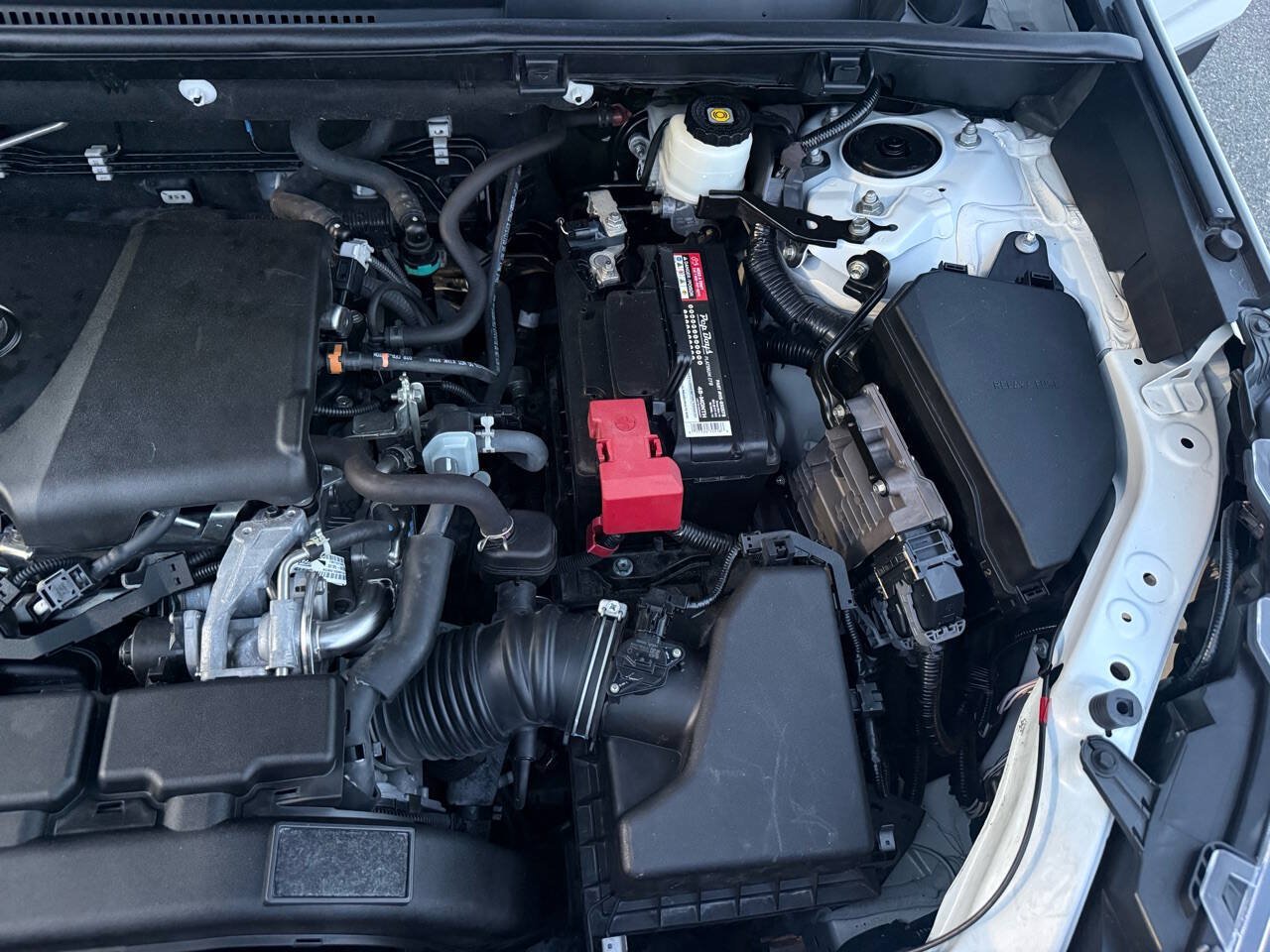 Used 2021 Toyota RAV4 XLE FWD image 26