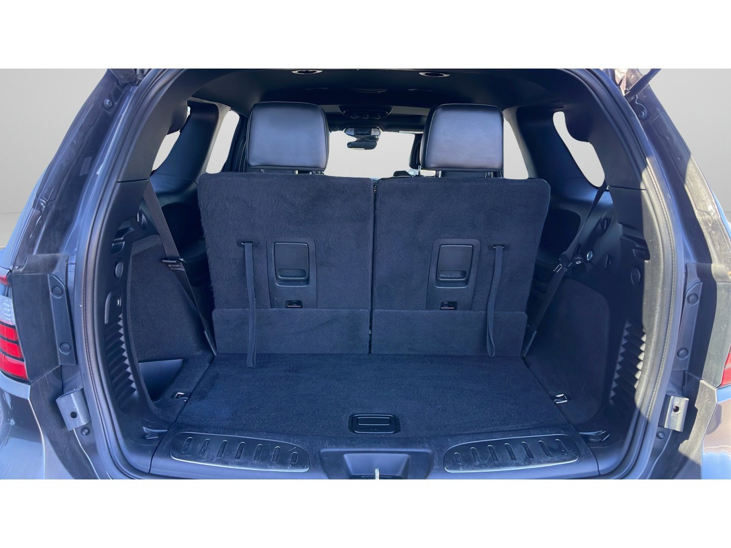 Used 2019 Dodge Durango R/T w/ Technology Group image 26