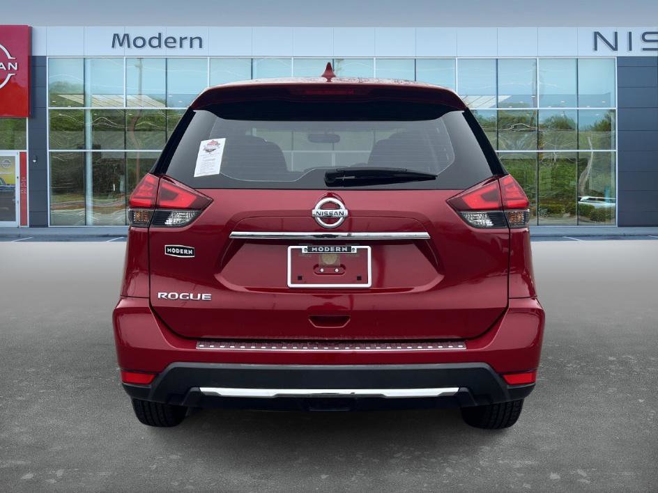 Used 2017 Nissan Rogue S image 6