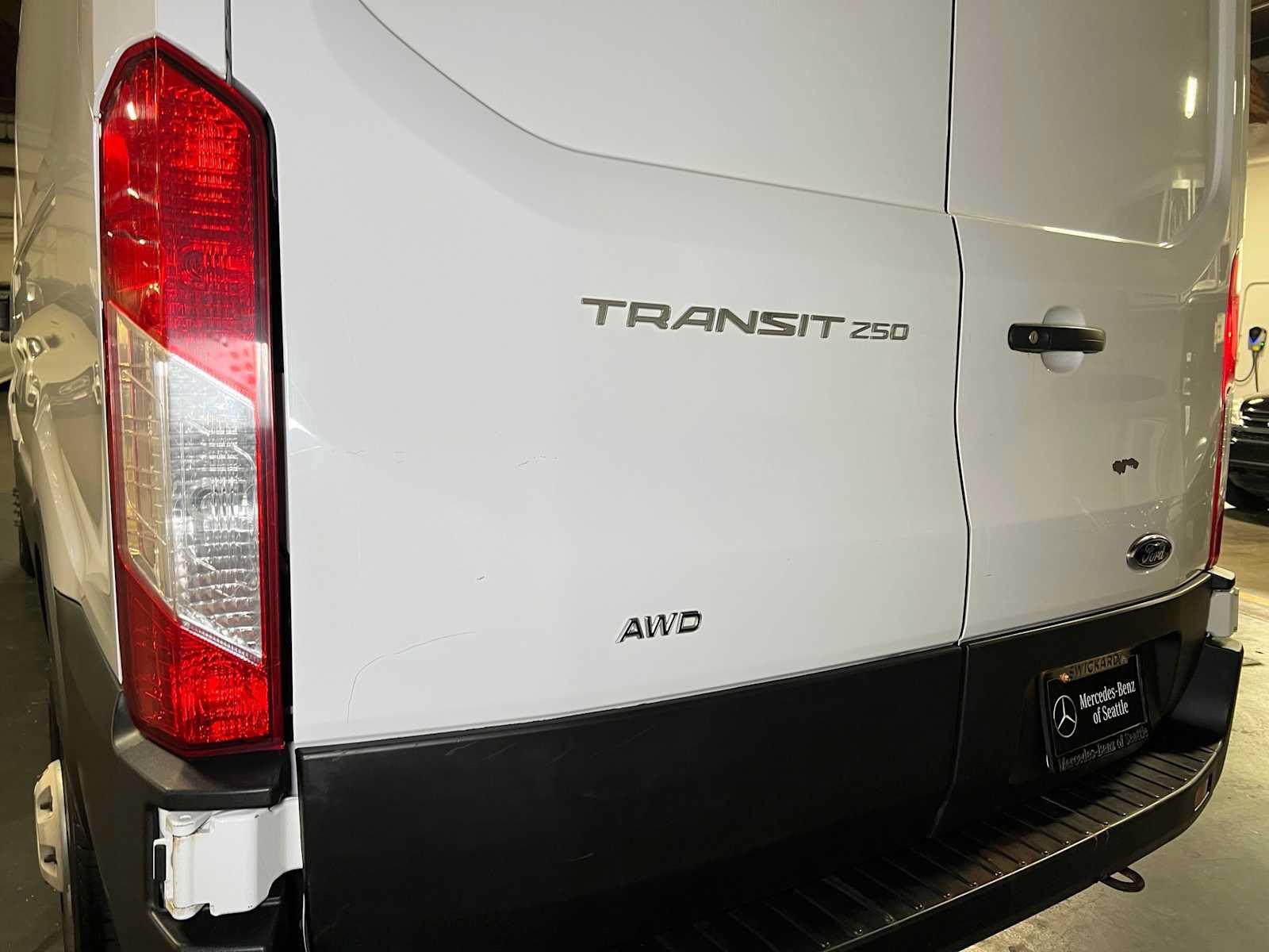 Used 2023 Ford Transit 250 Medium Roof AWD w/ Load Area Protection Package image 14