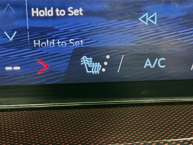 Used 2024 Chevrolet Traverse Z71 w/ LPO, Floor Liner Package image 22