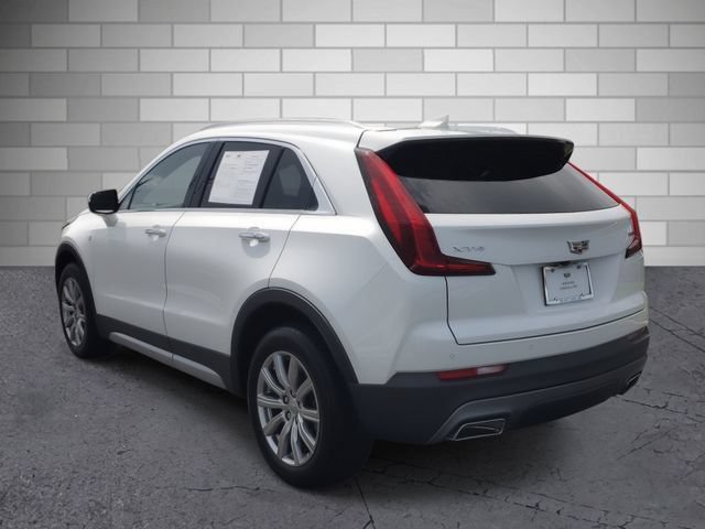 Certified 2022 Cadillac XT4 Premium Luxury w/ Safety Alert Package FWD image 4