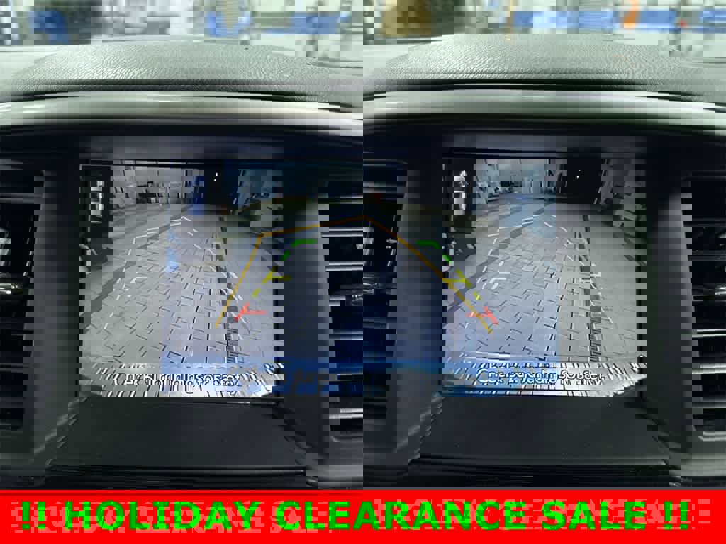 Used 2019 Nissan Pathfinder SV image 25