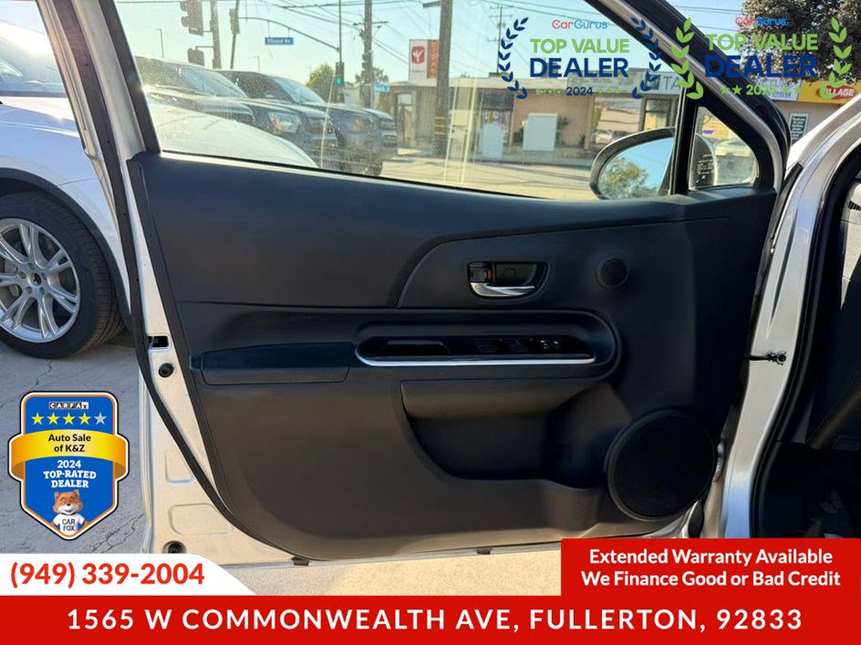 Used 2017 Toyota Prius C Three FWD image 23