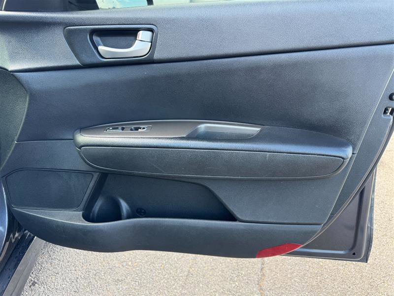 Used 2019 Kia Optima LX image 8