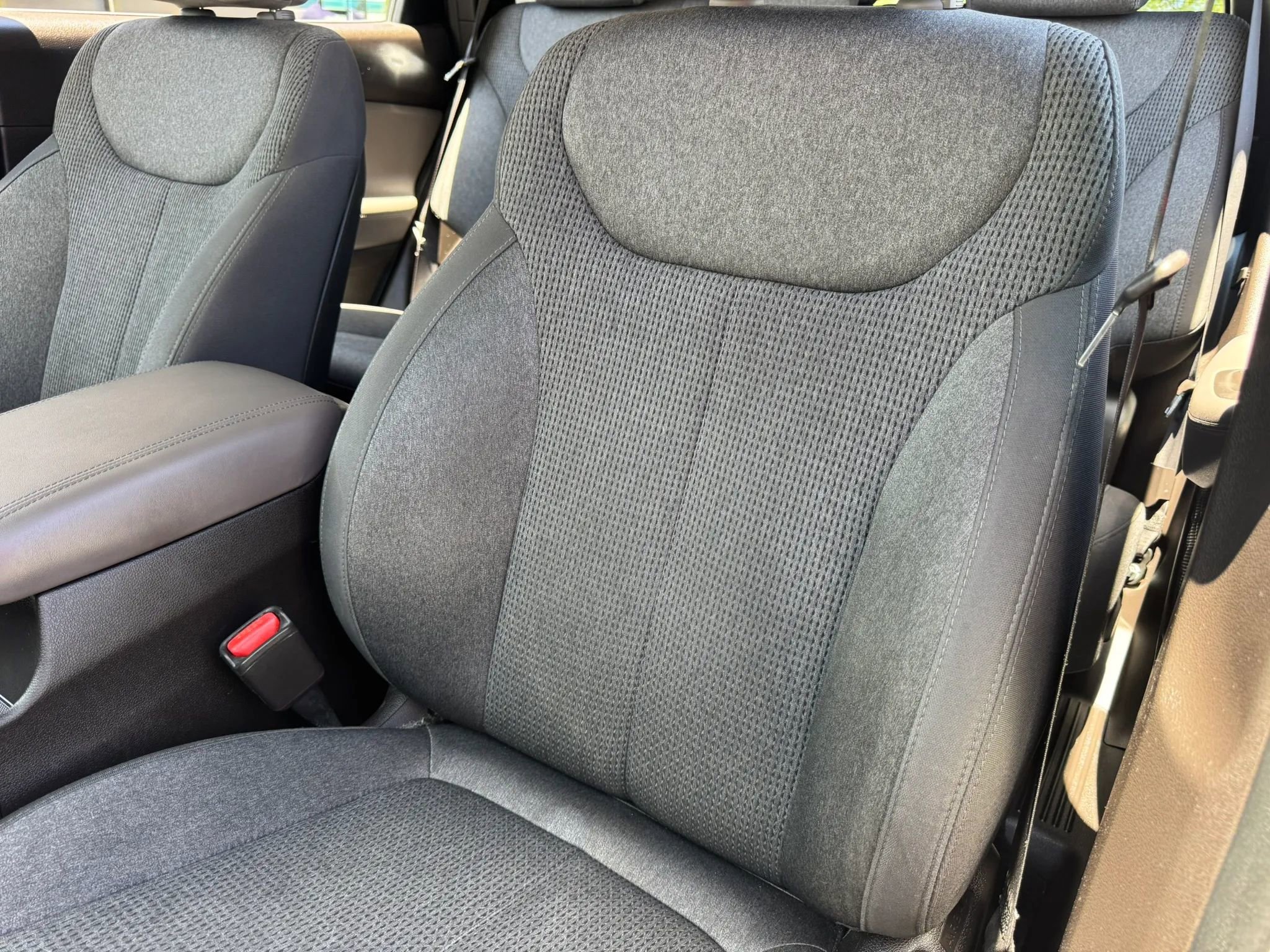 Used 2019 Hyundai Santa Fe SE AWD/4WD image 17