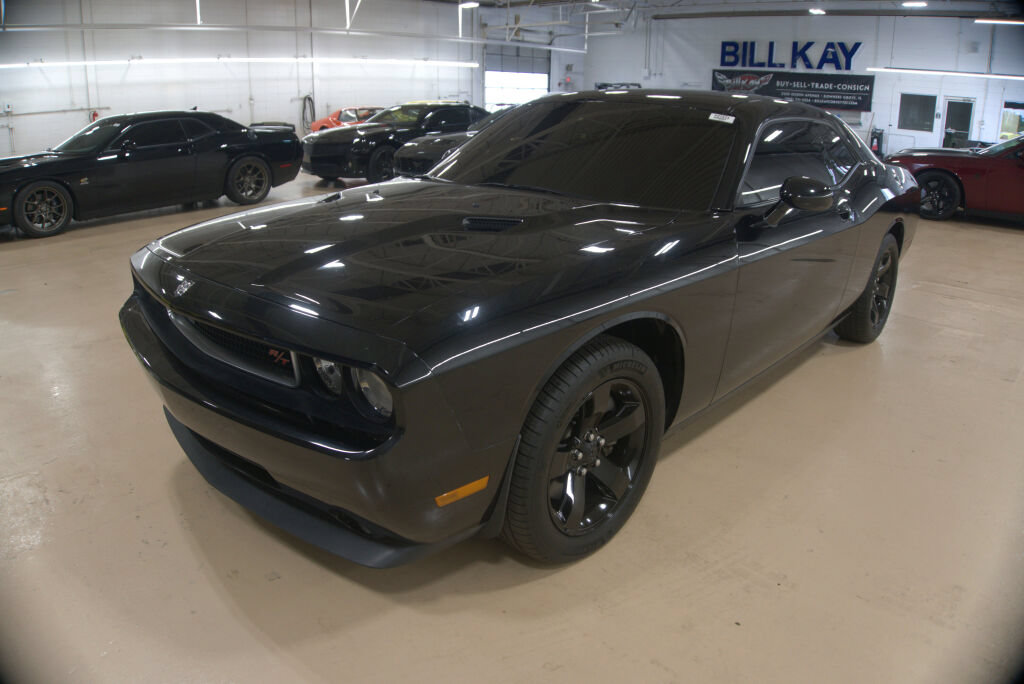 Used 2009 Dodge Challenger R/T RWD image 1