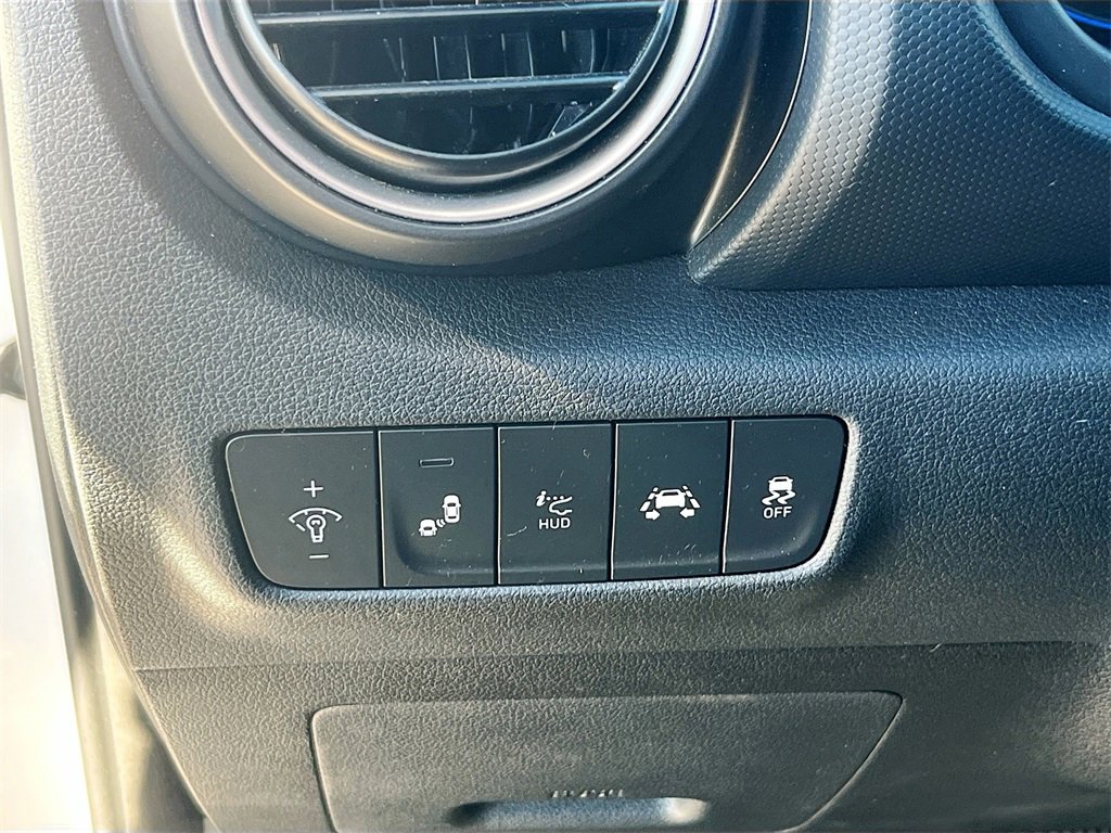 Used 2019 Hyundai Kona Ultimate image 10