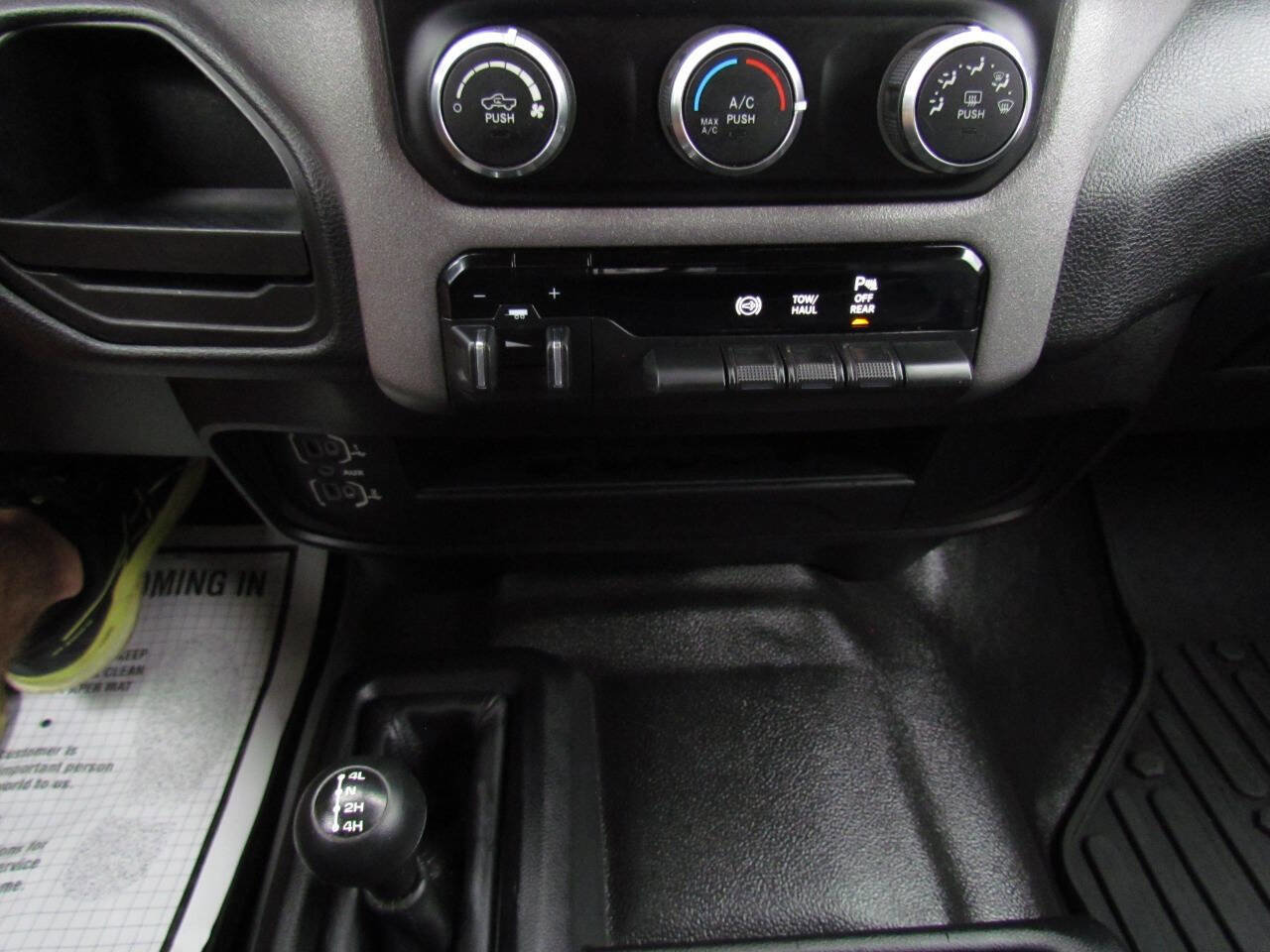 Used 2019 RAM 3500 Tradesman w/ Chrome Appearance Group image 20