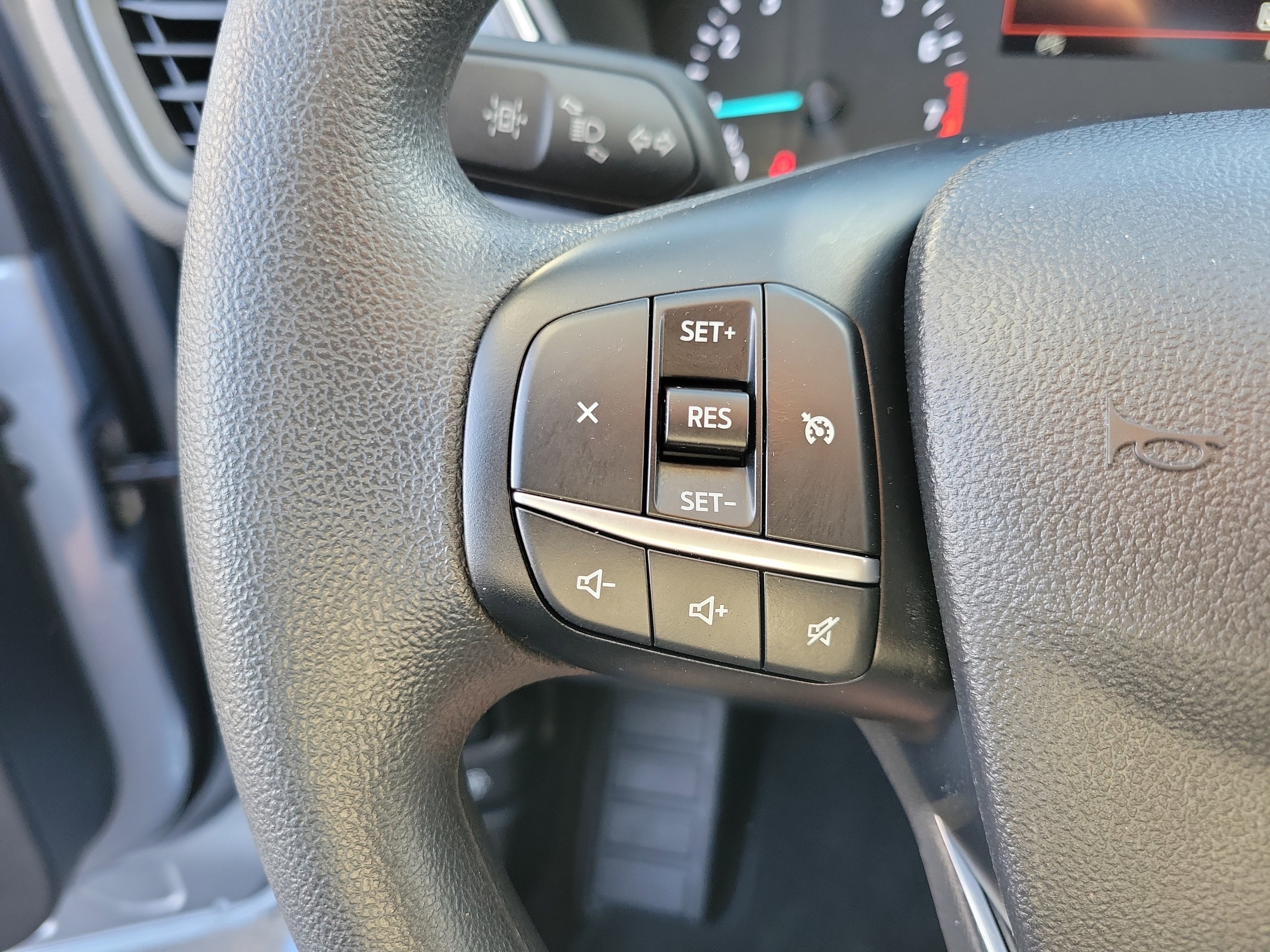 Certified 2022 Ford Escape SE image 5