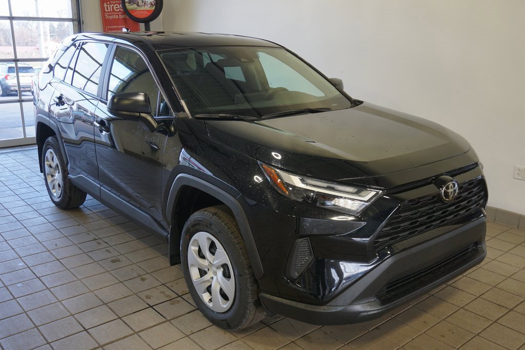 New 2025 Toyota RAV4 LE image 2