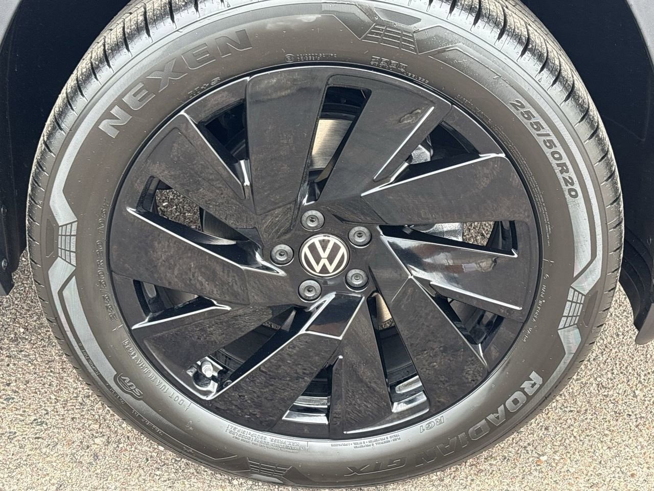 New 2026 Volkswagen Atlas SE image 6