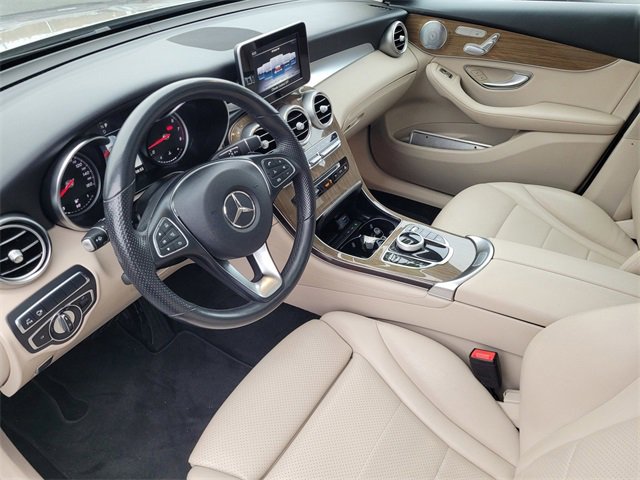 Used 2019 Mercedes-Benz GLC 300 4MATIC image 10