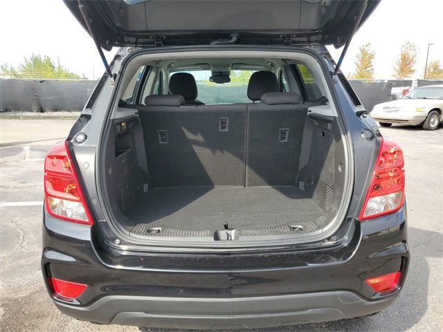 Certified 2022 Chevrolet Trax LS w/ Tint and Cruise Package image 25