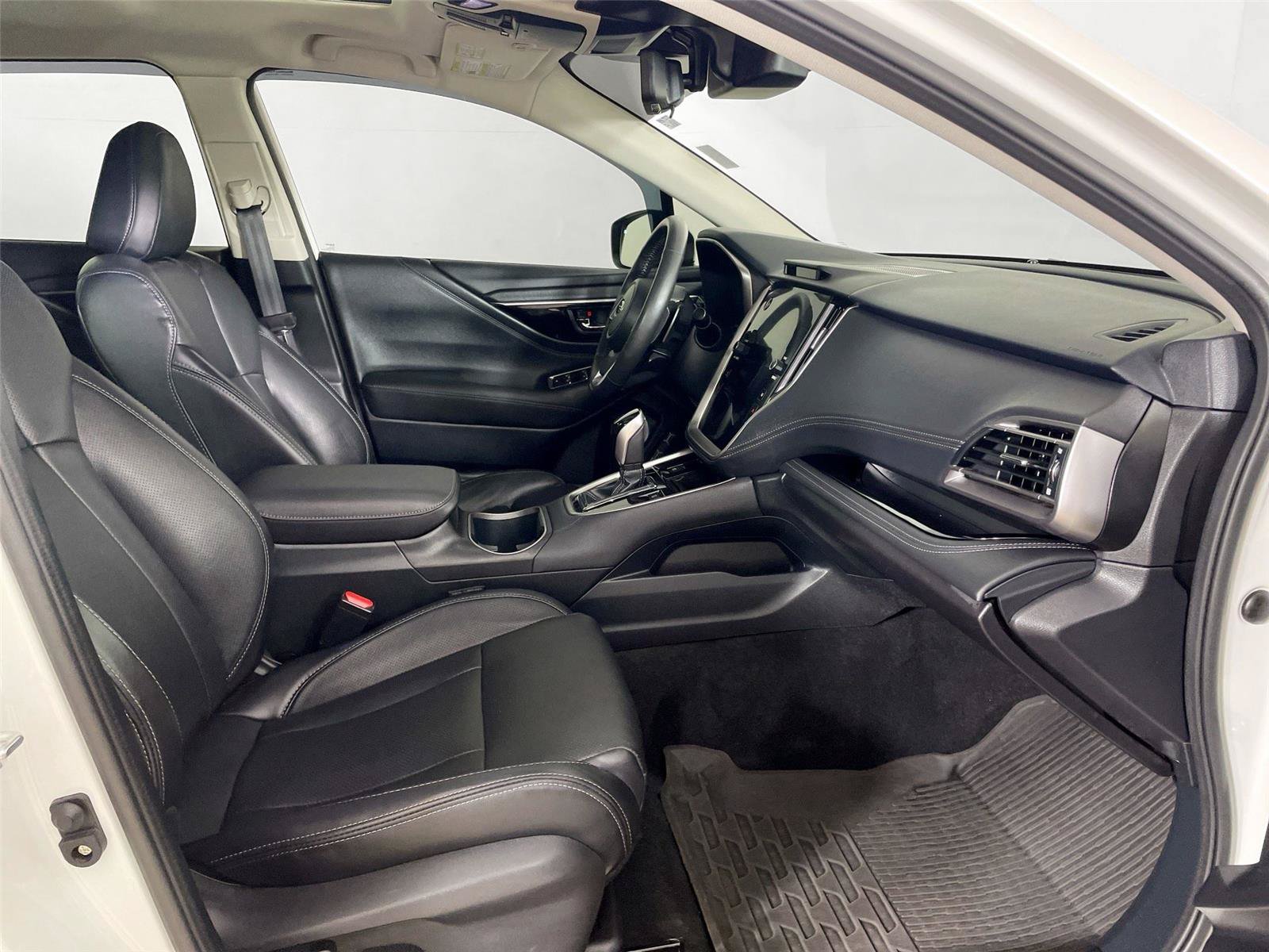 Used 2024 Subaru Outback Touring XT AWD/4WD image 28