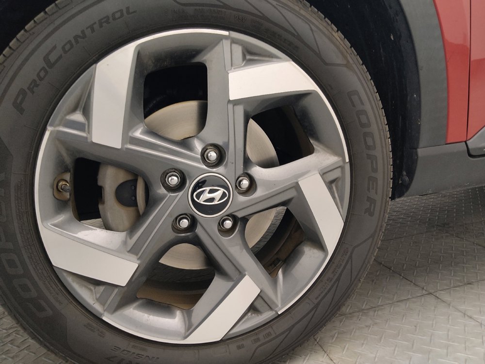 Used 2021 Hyundai Venue SEL FWD image 31