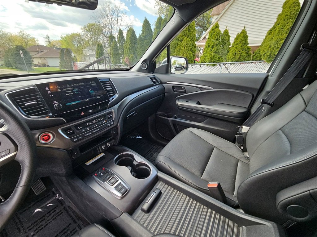 Used 2023 Honda Passport EX-L image 21