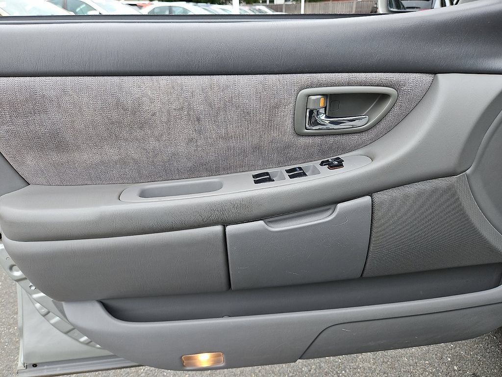 Used 2002 Toyota Avalon XL FWD image 13