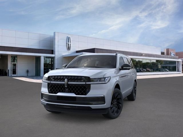 New 2026 Lincoln Navigator Reserve w/ Jet Appearance Package AWD/4WD image 3