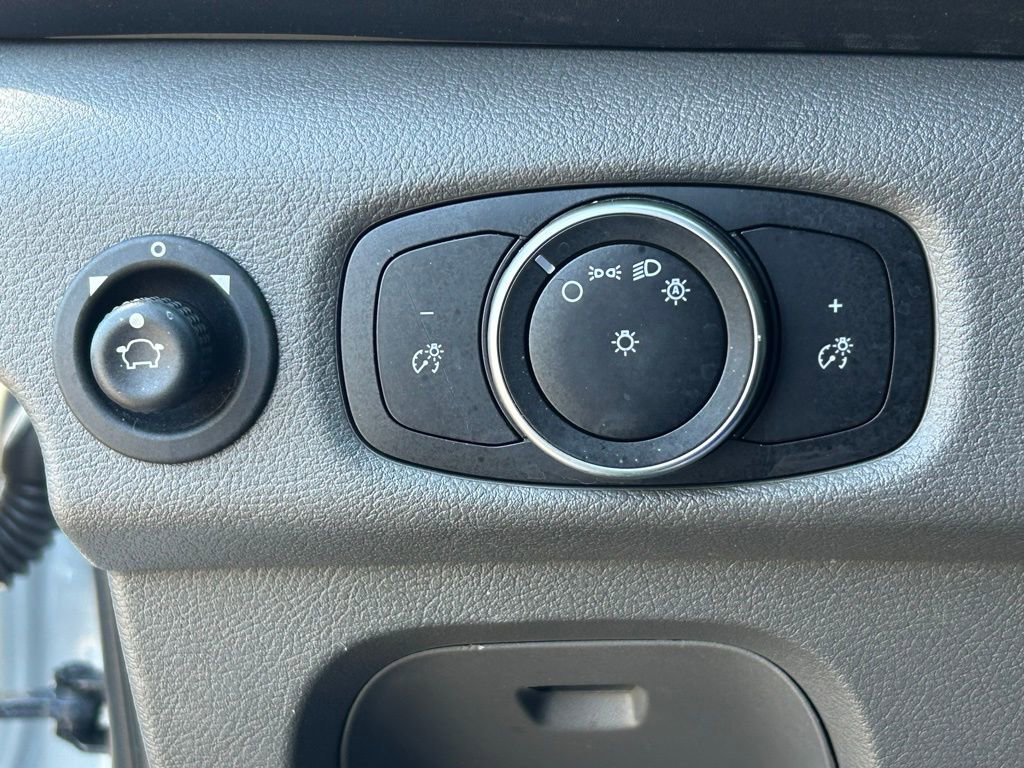 Used 2020 Ford Transit 350 XL image 28