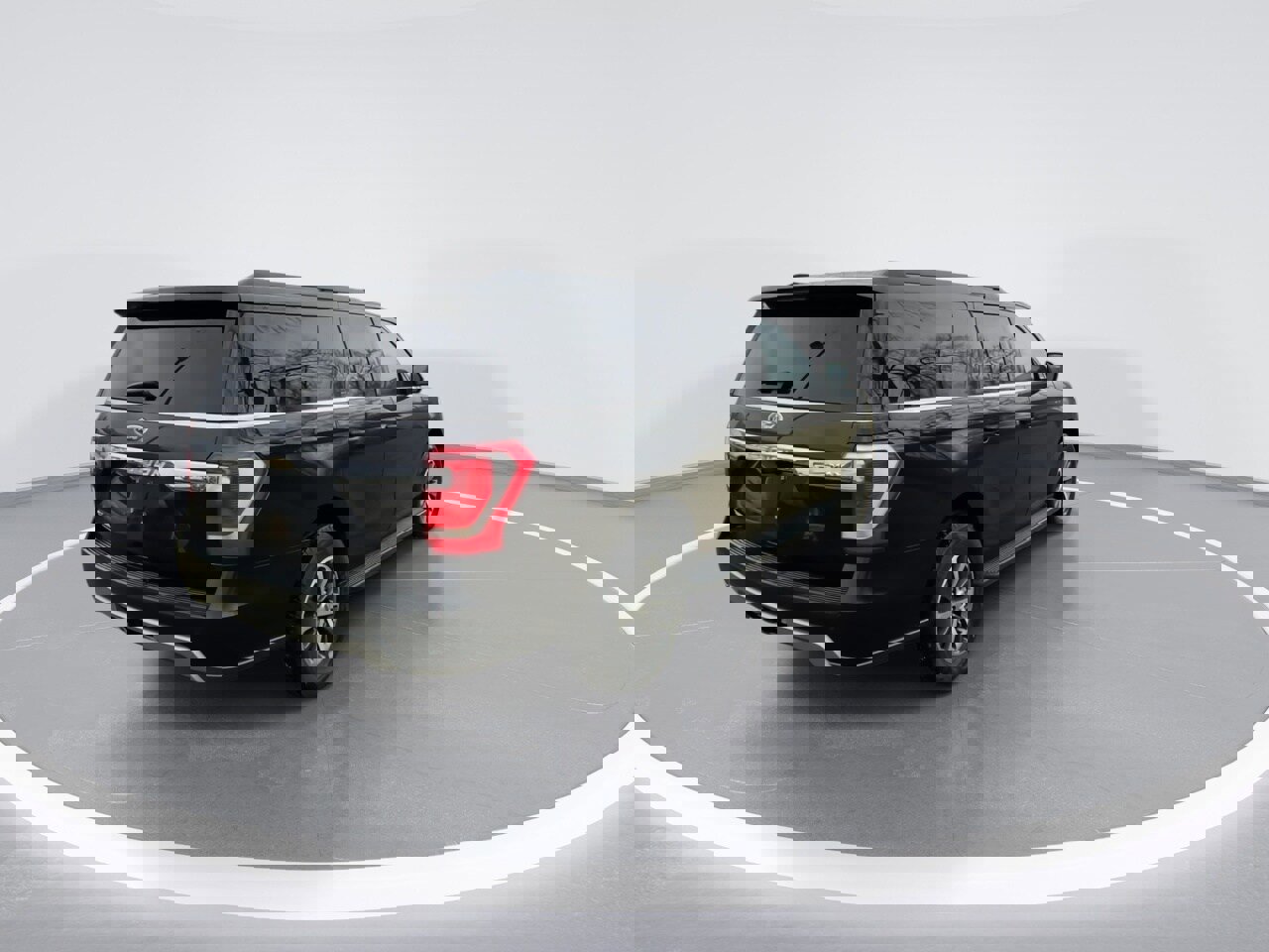 Used 2021 Ford Expedition Max XLT image 19