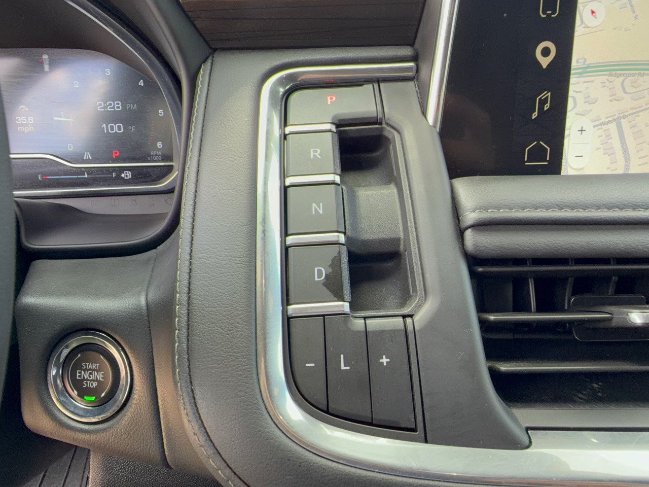 Used 2023 GMC Yukon SLE RWD image 21