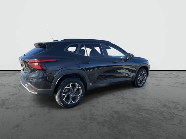 Used 2024 Chevrolet Trax LT image 8