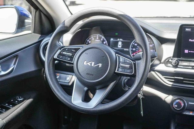 Used 2023 Kia Forte LXS w/ LXS Technology Package FWD image 16