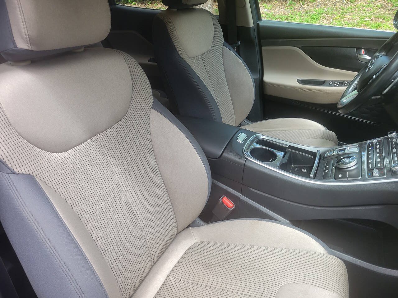Used 2023 Hyundai Santa Fe SEL FWD image 10