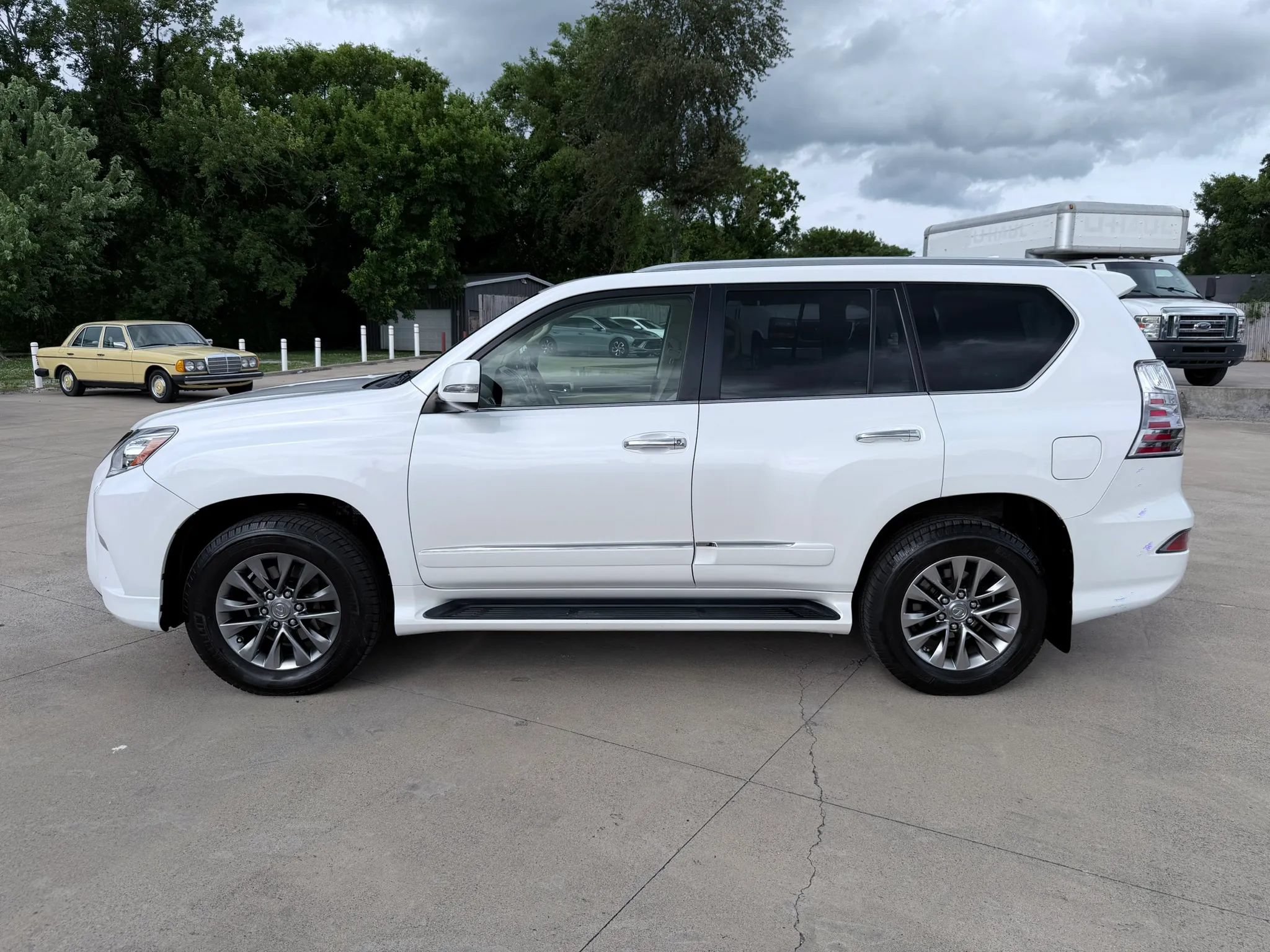 Used 2017 Lexus GX 460 Luxury AWD/4WD image 61