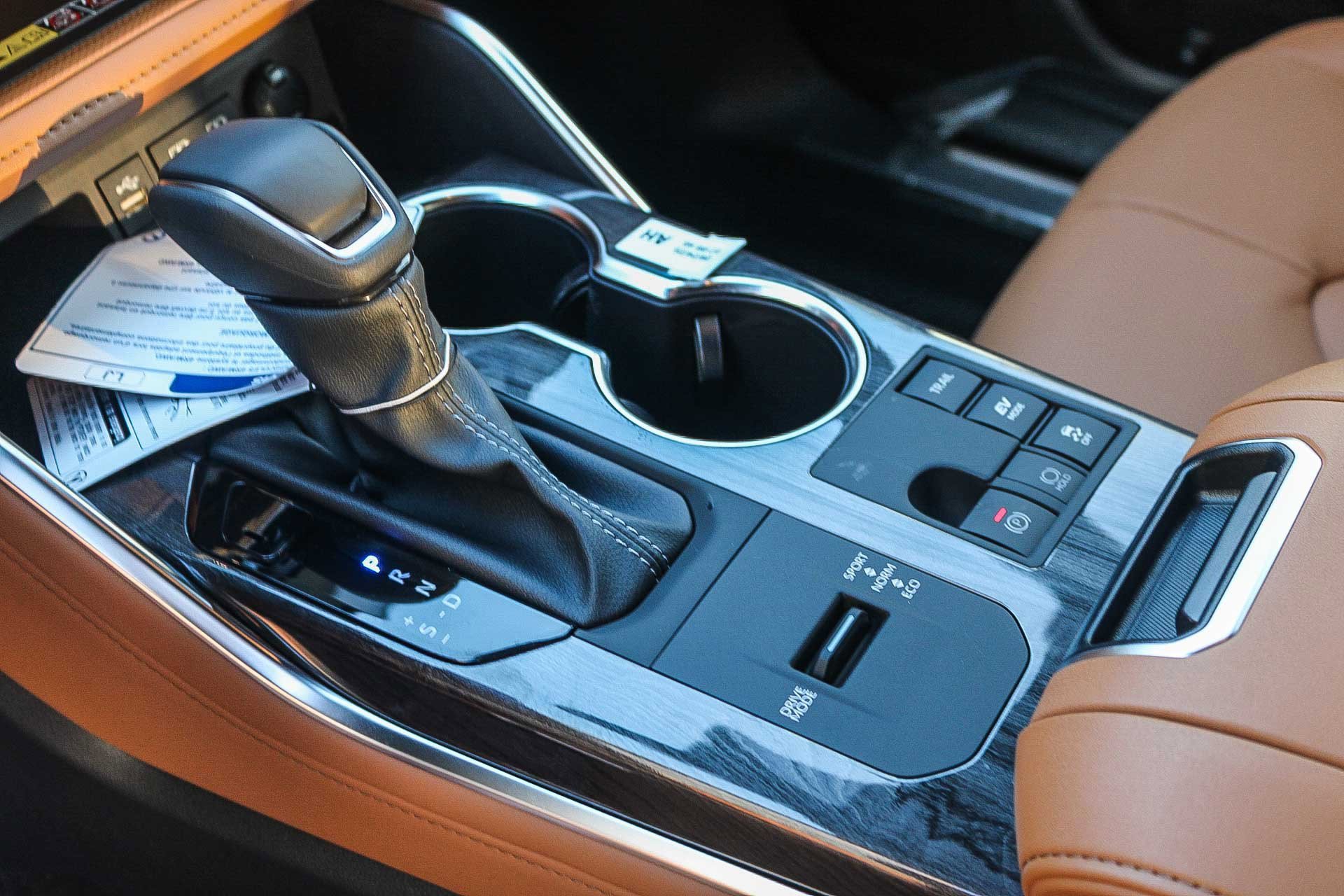 New 2026 Toyota Highlander Platinum image 21