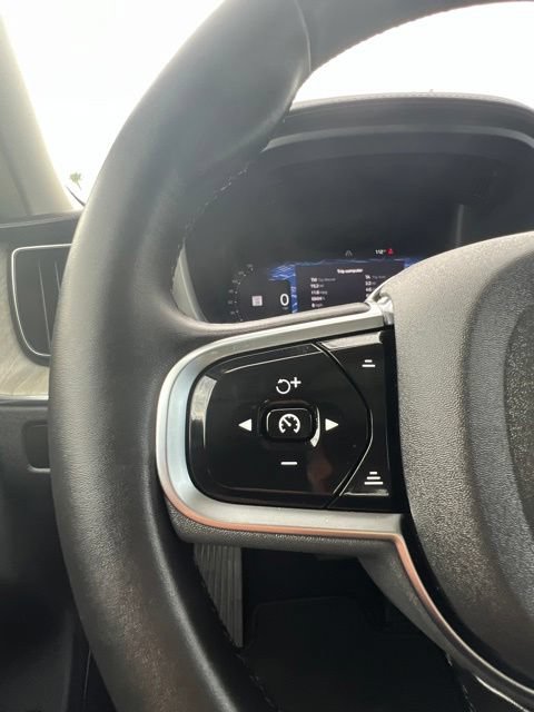 Certified 2025 Volvo XC60 B5 Ultra w/ Protection Package Premier AWD/4WD image 11
