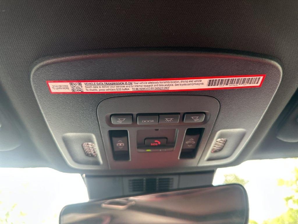 Used 2025 Toyota Camry XSE FWD image 19