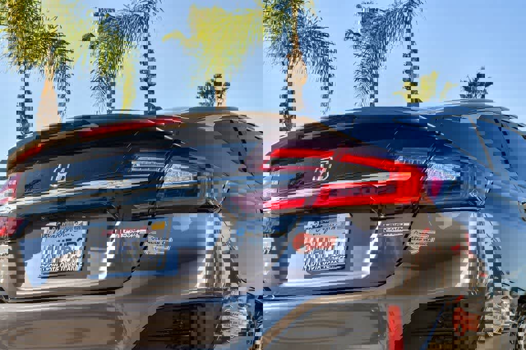 Used 2019 Honda Clarity Plug-In Hybrid image 6