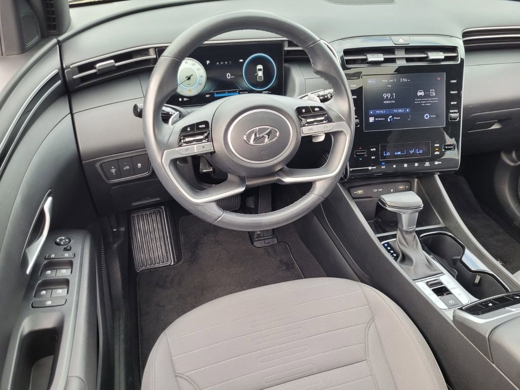 Used 2022 Hyundai Santa Cruz SEL Premium image 6