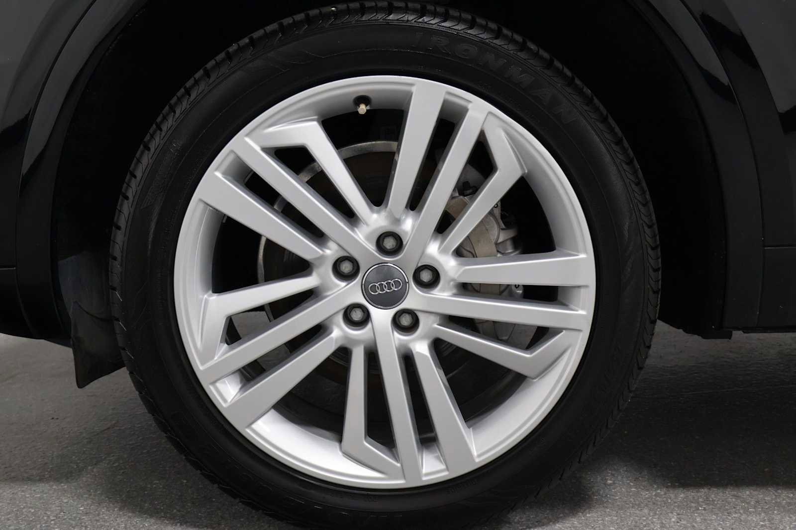 Certified 2020 Audi Q5 2.0T Premium Plus AWD/4WD image 35