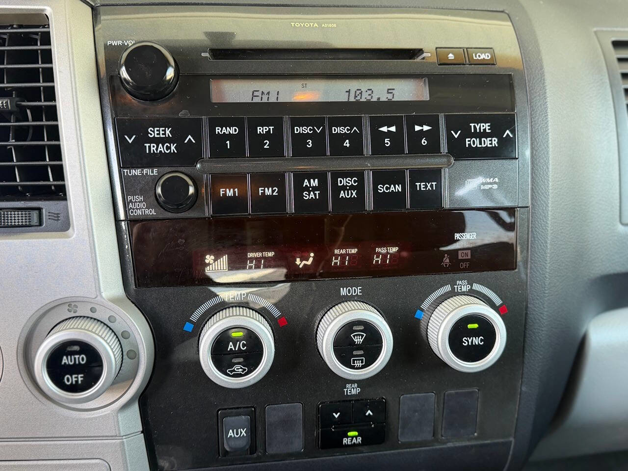 Used 2008 Toyota Sequoia SR5 image 18