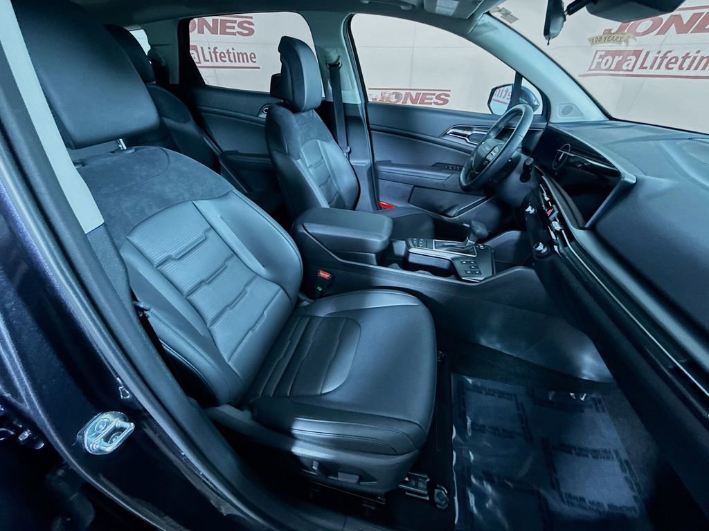 Used 2026 Kia Sportage SX image 33