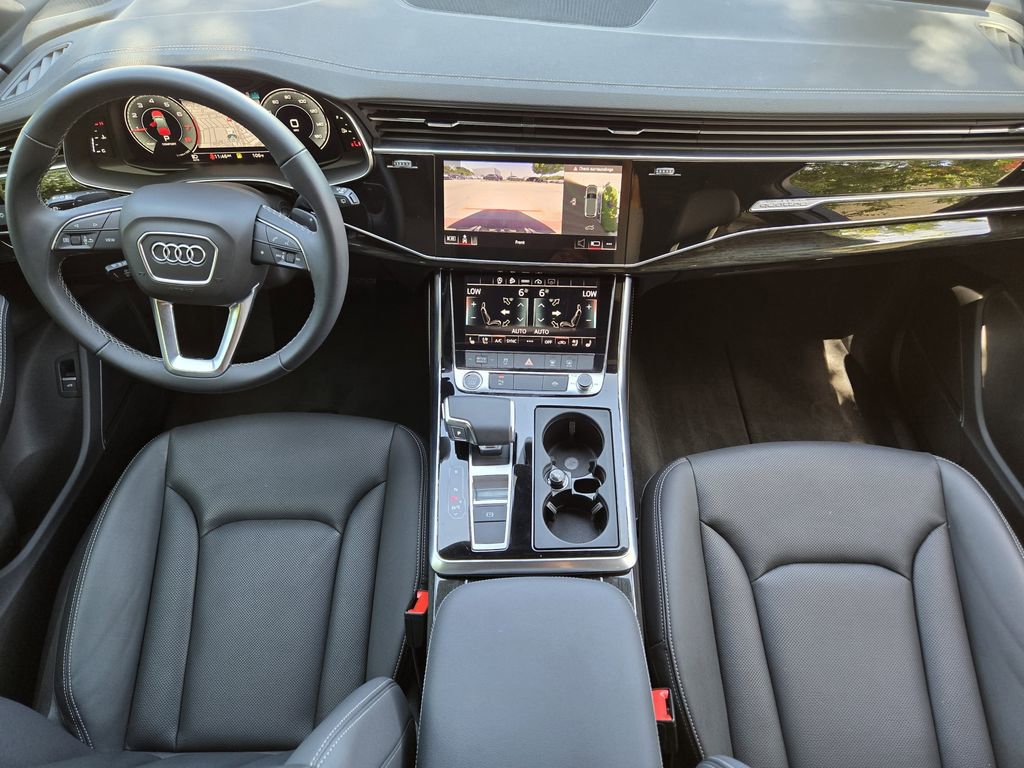 Certified 2025 Audi Q7 3.0T Premium Plus image 27