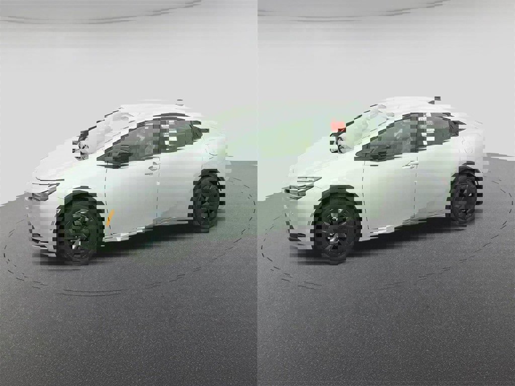 New 2026 Toyota Prius LE image 2