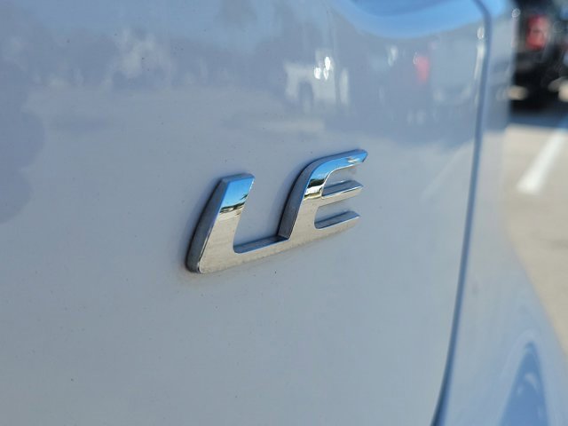 Used 2023 Toyota Corolla LE image 9