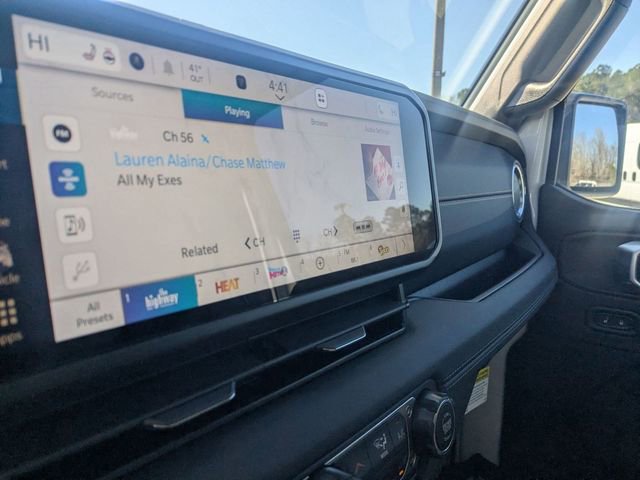 New 2026 Jeep Gladiator Sport image 28