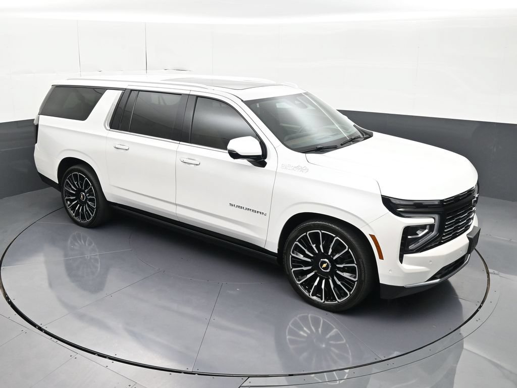 Used 2025 Chevrolet Suburban High Country AWD/4WD image 22