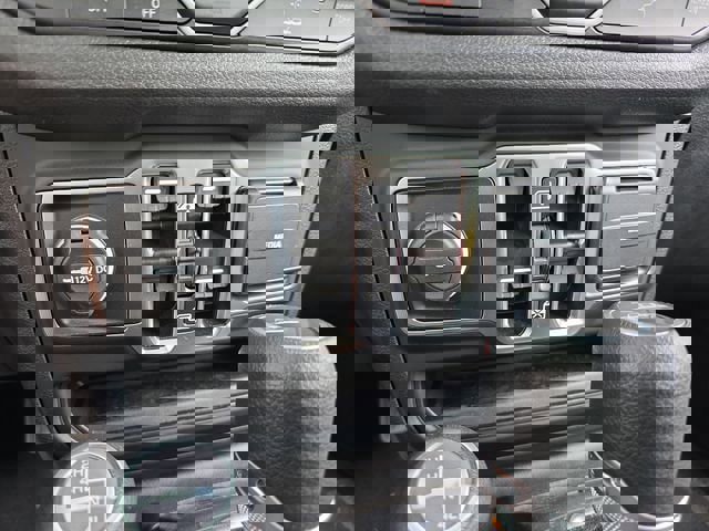 Used 2025 Jeep Gladiator Sport image 25